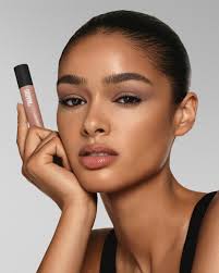 SHADE FOR YOU 💋 With so many shades to choose from, there's an Ultra  Suede® Sculpting Lip Pencil for you. Which long-wearing pigment is your top  pick? Swipe to see the range.