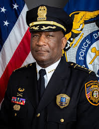 Sam Hines's Instagram, Twitter & Facebook