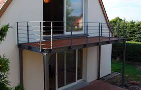 Veranda sur terrasse en hauteur. Epingle Sur Haus Aussen