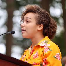 On September 24, Sanford's community gathered to mark our 95th anniversary  and to present the Founder's Day Award to one of our most enduring and  beloved faculty members, Karen Perkins. For 45