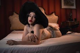 Bela Dimitrescu cosplay from Resident Evil by me, Hanacos :)