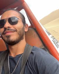 𝗖𝗮𝗿𝗹𝗼𝘀 𝗢𝗰𝗵𝗼𝗮