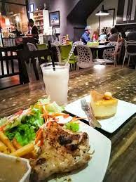 Perkataan 'tanjung' berasal dari bentuk tanjung di ulu sungai bernam. Food Picture Of Easy Cafe Tanjong Malim Tripadvisor