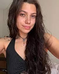 Mariah Mcfarland's Instagram, Twitter & Facebook