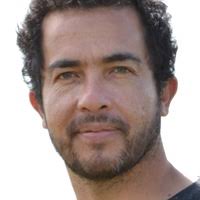 Dr. Claudio Fuentes Grünewald