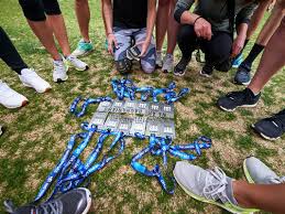 A running or swimming race between two o.: What It S Like To Run The 200 Mile Ragnar Relay Race With 11 Strangers Self