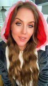 The audacity of this woman. Making a complete mockery of my absolute most  favorite dish.