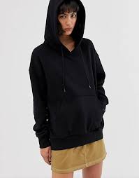 Envie d'un nouveau sweat noir femme pour compléter vos tenues lifestyle ? Sweats A Capuche Femme Sweats A Capuche Oversize Femme Asos