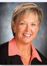 Lisa Epperly's Instagram, Twitter & Facebook