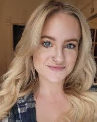 Britt Owen's Instagram, Twitter & Facebook