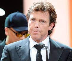 Volgens de quote 500 staat de mol op de vierde plek in de lijst met een geschat vermogen van maar liefst 2,5 miljard euro. John De Mol Op Ramkoers Met Sanoma Over Sbs