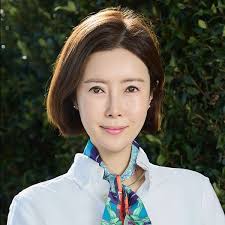 Alicia) Chaewon Park • Ray White