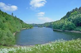 Rund um die wupper talsperre bieten sich zahlreiche freizeitaktivitäten an: Das Bergische Land Uber Talsperren Und Schwebebahnen Bergisches Land Ausflug Wandern Deutschland