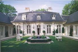 Davisandcoilre Davisandcorealestate Elyanemdavis Davisandcorealestate Com Renovation Vieille Maison Facade Maison Maisons Exterieures