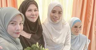 Aku nak kahwin dgn anak raja!!! Gambar Rombongan Meminang Adik Ipar Ds Shahida Dedah Bonda Rozita Sebenarnya Ada Dua Anak Lelaki Siakap Keli Press