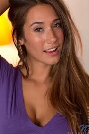 Eva Lovia 10/10 HBB HD phone wallpaper