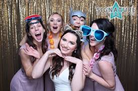 I spent a year planning my own wedding & searching for one of a kind decorations. Photo Booth Rentals In Cincinnati Oh The Knot