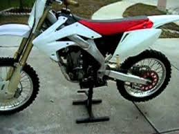 This makes the automatic transmission popular among beginner dirt. Starting And Shifting A Dirt Bike 5 Steps Instructables