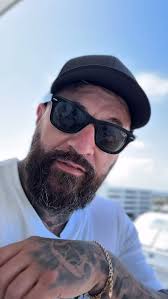 Cris Eck (@criseck) • Instagram photos and videos