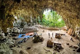 Hasil gambar untuk Liang Bua - East Nusa Tenggara Liang Bua, Prehistoric Site in East Nusa Tenggara