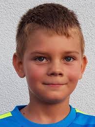 Adam Vanek's Instagram, Twitter & Facebook