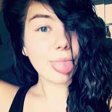 Stefanie Huggins (@huggins2322)