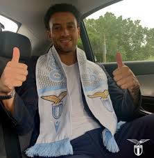 Transfer insider fabrizio romano has now told his twitch channel. Wbfo1kd3i8lc M