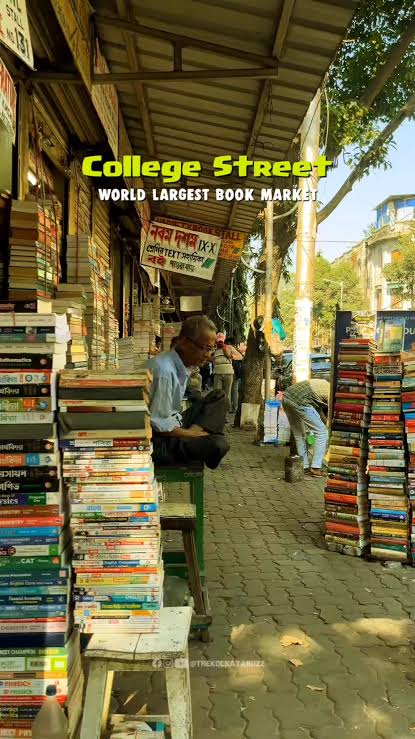 Packed roadside bookstalls along College Street, AI generated