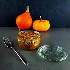 Crumble De Legumes D Hiver Recette Vegetarienne La Cerise Sur Le Maillot Recette En 2020 Crumble De Legumes Legumes Hiver Recette Legumes Hiver