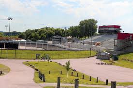Meet Chuck Brennan The Man Behind Huset S Speedway Racing News Speedway Racing Speedway Dirt Track