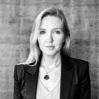 Elizabeth Wooten's Instagram, Twitter & Facebook