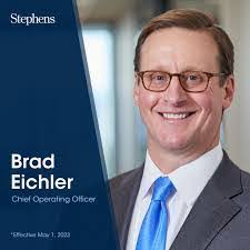 Jocelyn Akers's Instagram, Twitter & Facebook