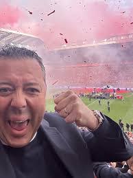 Ryan Kays's Instagram, Twitter & Facebook