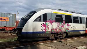 Puteti cauta in mersul trenurilor mersul trenurilor slatina bucuresti nord iti pune la dispozitie toate informatiile cfr cu privire la aceasta ruta orarul complet pretul biletelor. Trenuri Calatori Gara Piatra Olt Jud Olt Youtube