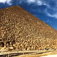 To some it stands for the brilliance of the ancient egyptian culture and their ability. Travels In Geology The Pyramids Of Giza Wonders Of An Ancient World Earth Magazine