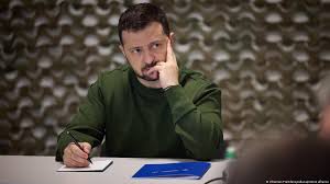 Ukraine: Zelenskyy sacks senior aide, advisors in reshuffle – DW –  03/30/2024