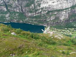 What an awesome view from the top of the kjerag and over the lysebotn fjord #motorcycle #traveltuesday #lysebotn. Lysebotn
