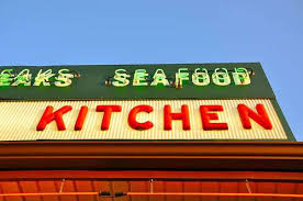 Enjoy an alternative dining experience at the mariner, westport's brand new hotel. Southern Kitchen Restaurant A Neon Beacon For Hungry Travelers Retro Roadmap