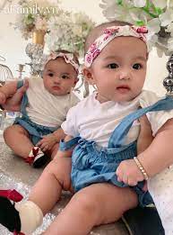 Cặp sinh đôi Đồng Nai gây sốt vì xinh như thiên thần