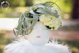 Madeline's flowers offers unique wedding, events design and every day flowers to sute your needs! Celfie Vase With Airplant And White Hydrangeas Order Online Event Design Inspiration Floral Bouquets Air Plants