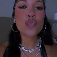 my favorite album of 2025 dropped this week — MOOD CONTROL by @blkodyssy ;  it’s EVERYTHING, pls do yourself a favor and go listen (also watch the  visuals) 🤭 I feel so deeply connected to this project ...