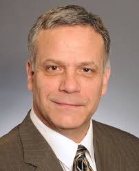 State Sen. Ray Vandeveer, a Forest Lake Republican, dies at 70