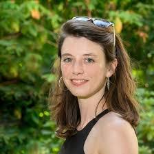 Anne Lenz's Instagram, Twitter & Facebook