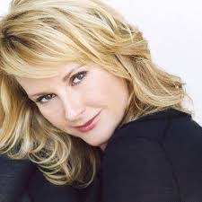 Helena Leonard's Instagram, Twitter & Facebook