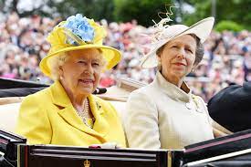 Meghan Markle Makes Her Royal Ascot Debut In A Carriage Fit For A Princess Royal Ascot Princess Anne British Royals