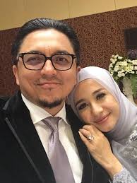 Sudah Bercerai Engku Emran Masih Pajang Foto Laudya Cynthia Bella Di Instagram Showbiz Liputan6 Com