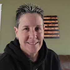 Is this a normal first week hiccup in new CrossTreks with the app and door  lock status?