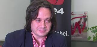 Der kabarettist starb mit nur 59 jahren in st. Star Dirigent Gabriel Bebeselea Im W24 Interview News W24