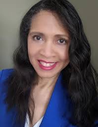 Diane Windham's Instagram, Twitter & Facebook