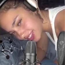 Ash Kaashh (feat. Klusterfuck & Lucas Rezende)